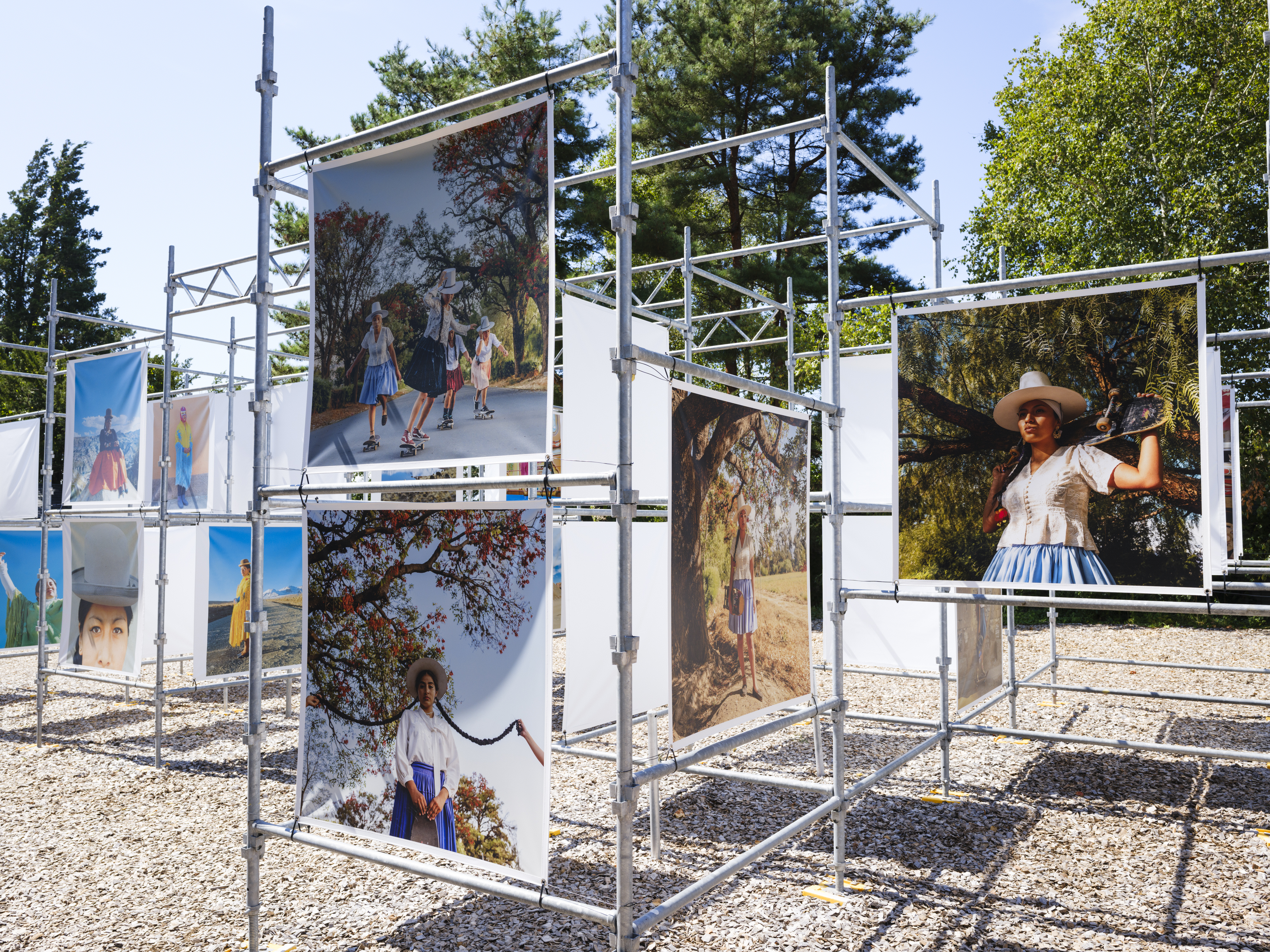 ルイーザ・ドア｜浅間国際フォトフェスティバル2025 PHOTO MIYOTA