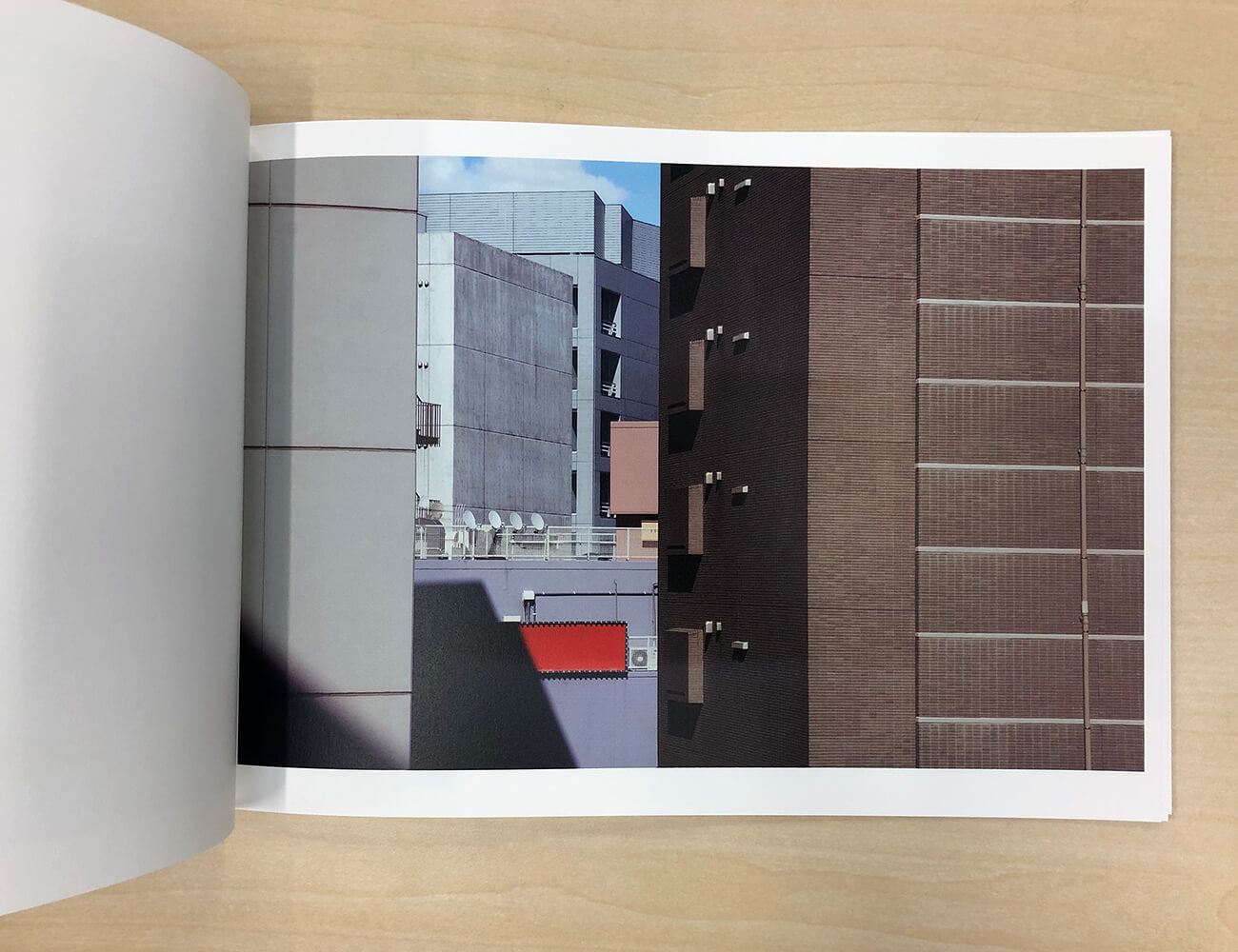 安藤瑠美「 TOKYO NUDE」（旧カテゴリ - アートブック）