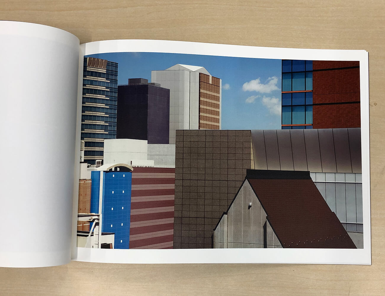 安藤瑠美「 TOKYO NUDE」（旧カテゴリ - アートブック）